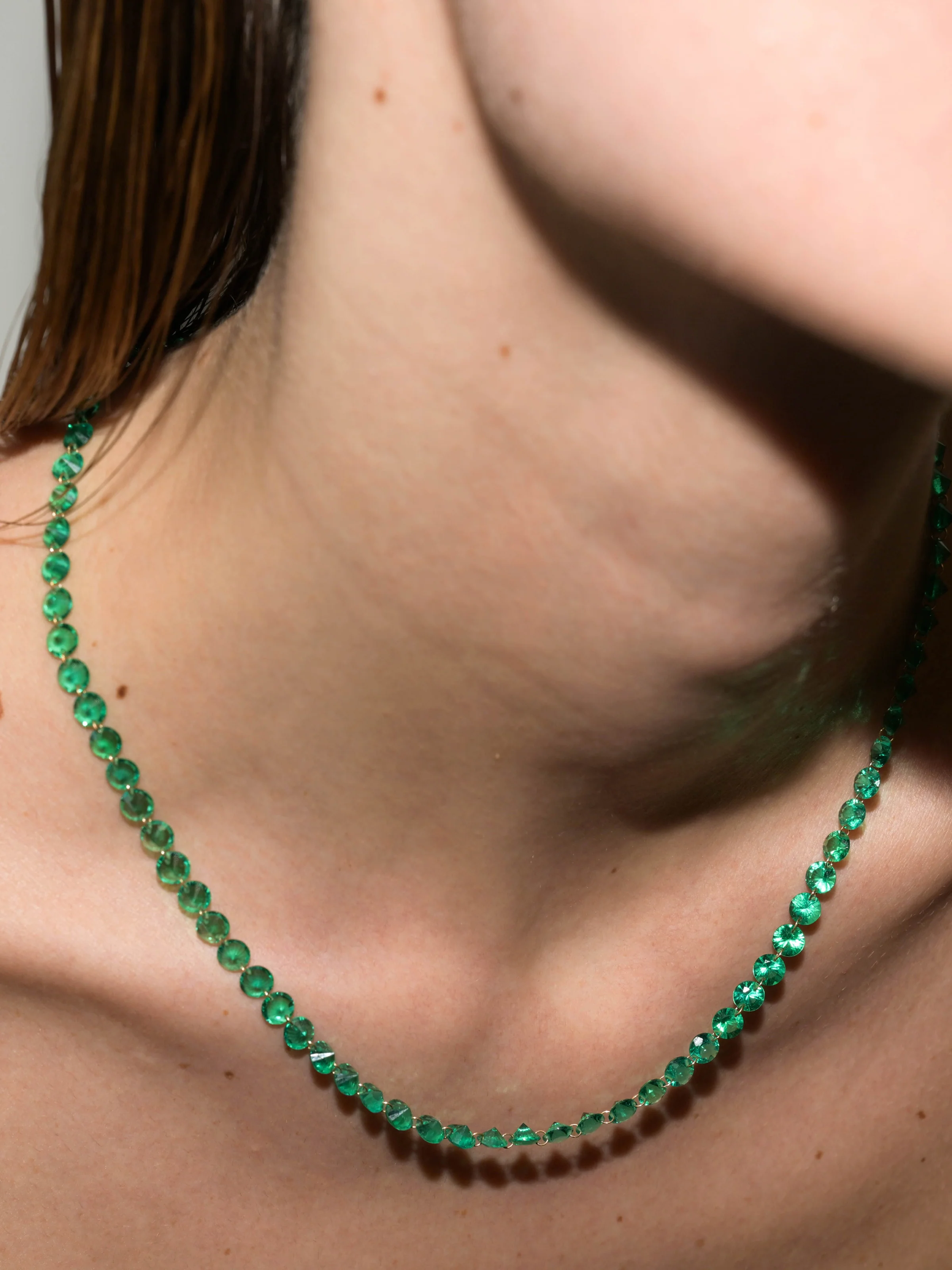 14K FLOATING ETERNITY NECKLACE IN 5MM LAB EMERALD, 14K YELLOW GOLD - Image 3