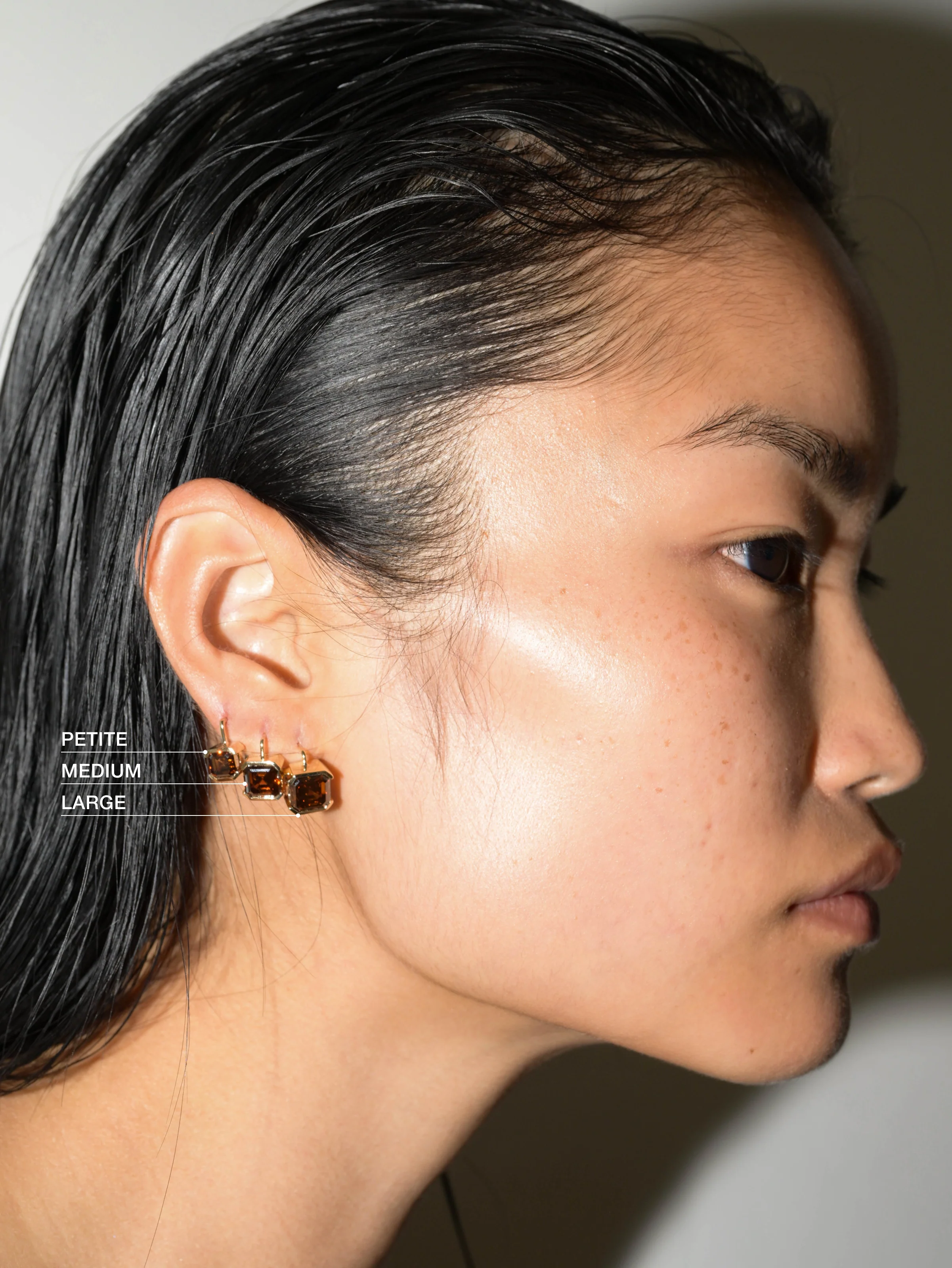 14K INÈS ASSCHER-CUT EARRINGS IN LAB COGNAC DIAMOND, 14K YELLOW GOLD - Image 3