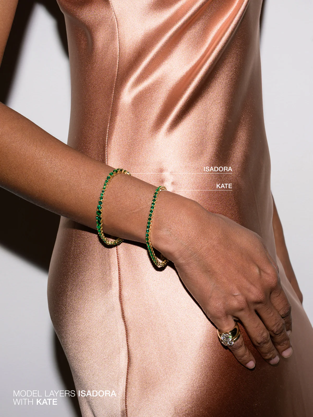 ISADORA RIVIÈRE BRACELET IN LAB EMERALD, 18K GOLD VERMEIL - Image 3