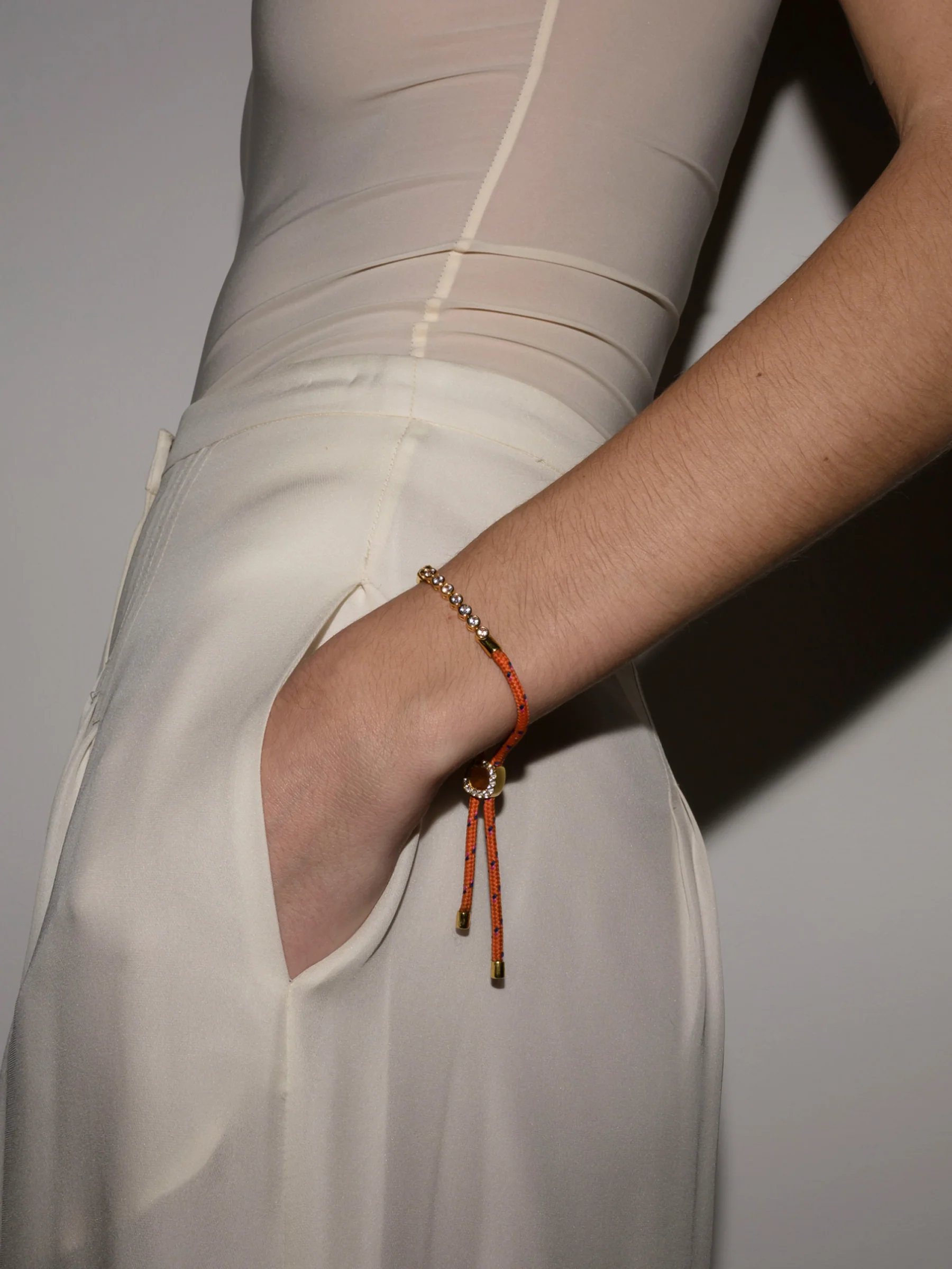 JAMES BEZEL ORANGE PARACORD BRACELET, GOLD, 18K GOLD VERMEIL - Image 5