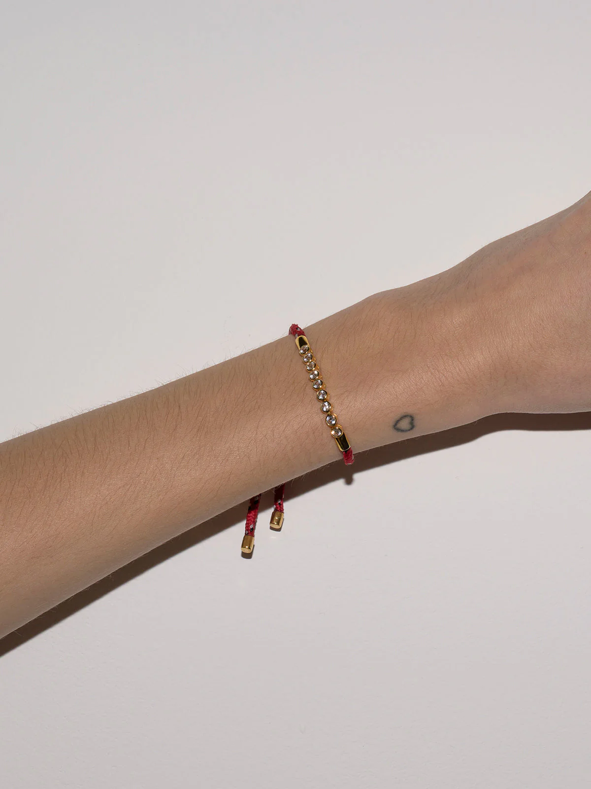 14K JAMES BEZEL ROUGE PARACORD BRACELET IN LAB DIAMOND, 14K YELLOW GOLD - Image 4