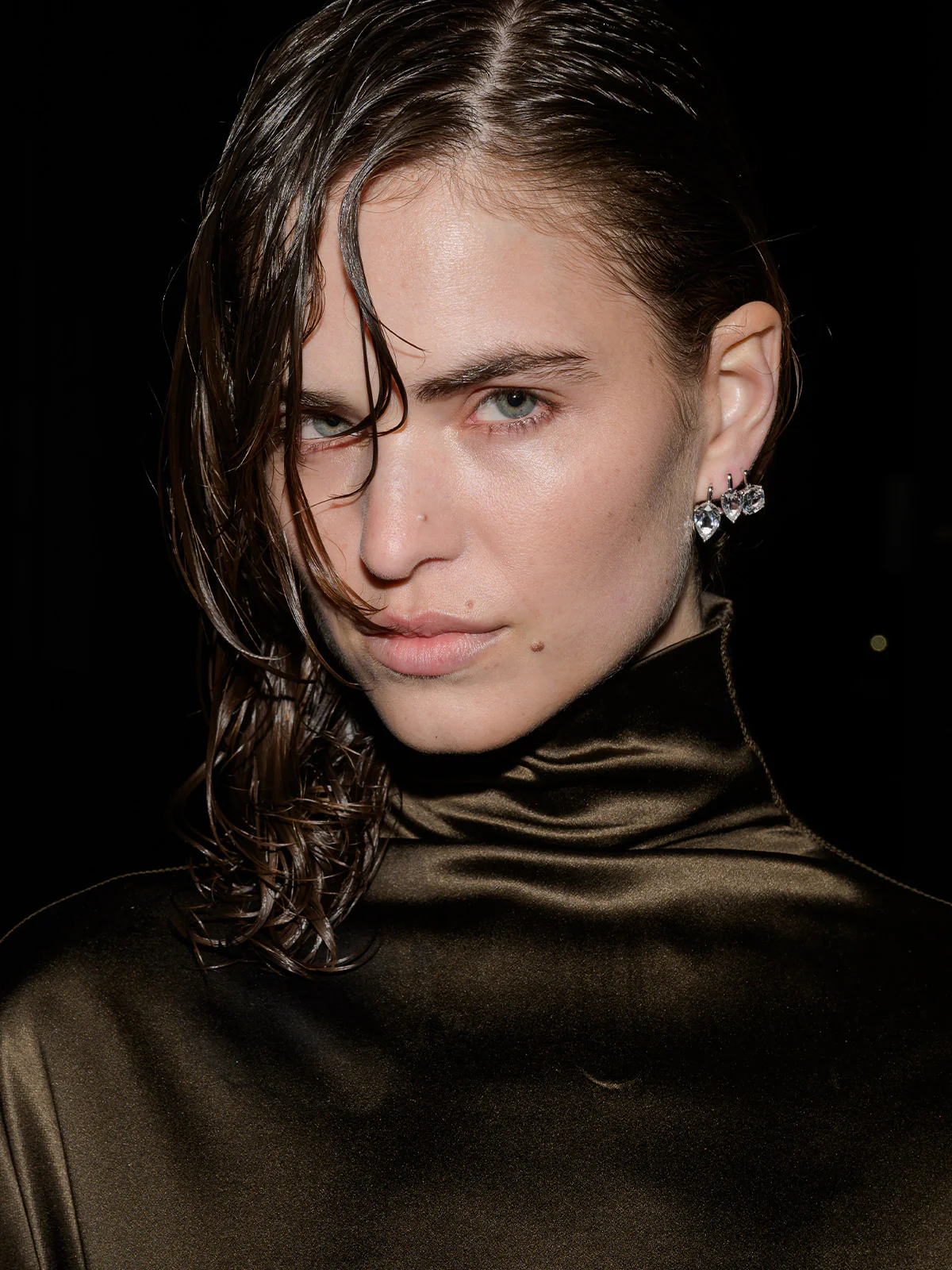 PORTER PEAR-CUT EARRINGS IN LAB WHITE SAPPHIRE, 18K GOLD VERMEIL - Image 4