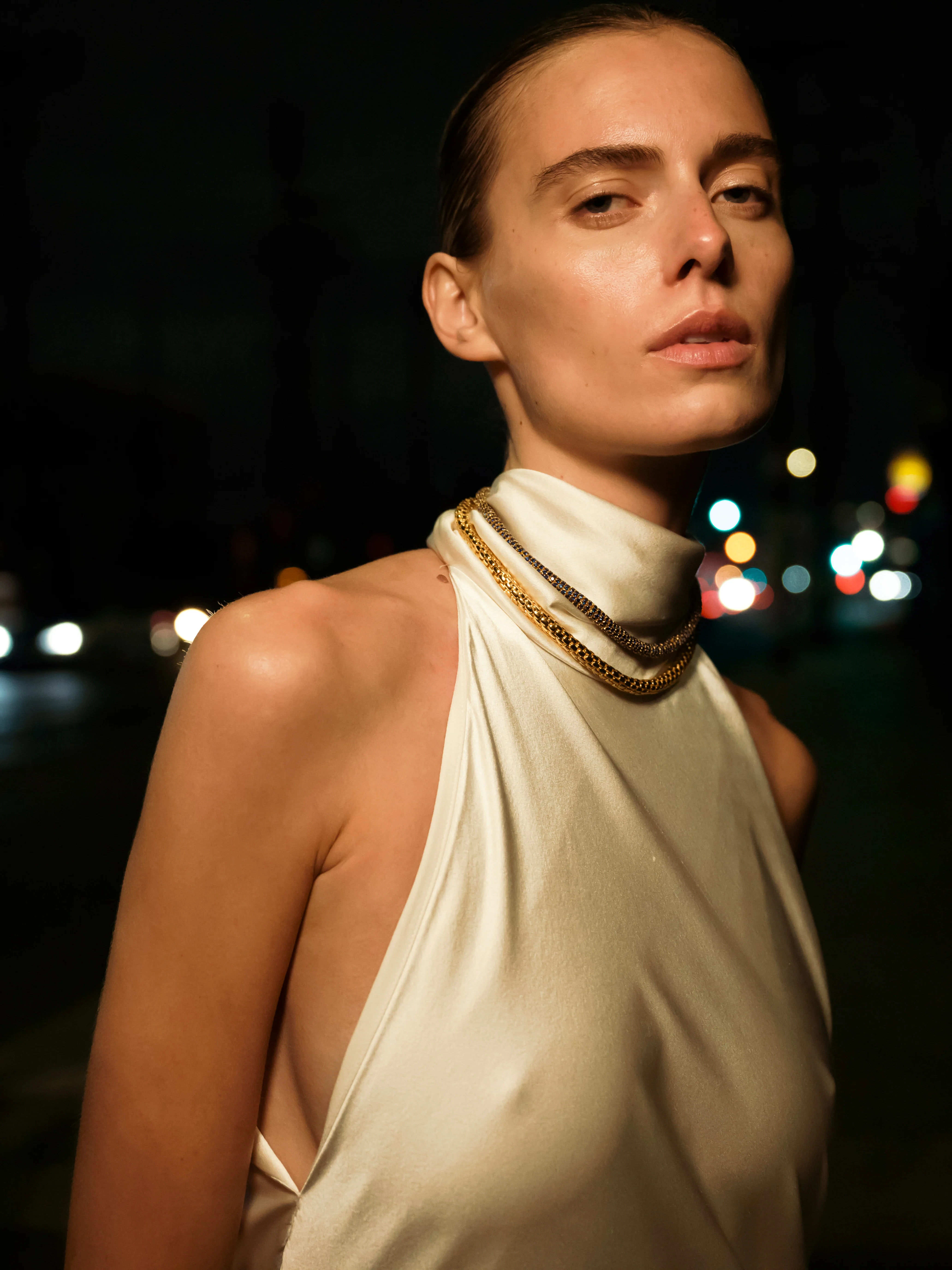 PETITE CASTA NECKLACE WITH LAB DIAMOND ACCENT, 18K GOLD VERMEIL - Image 4